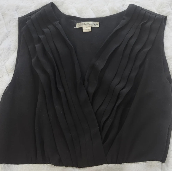 Double Zero | Black chiffon and cream colored crochet dress Sz S - Picture 2 of 5